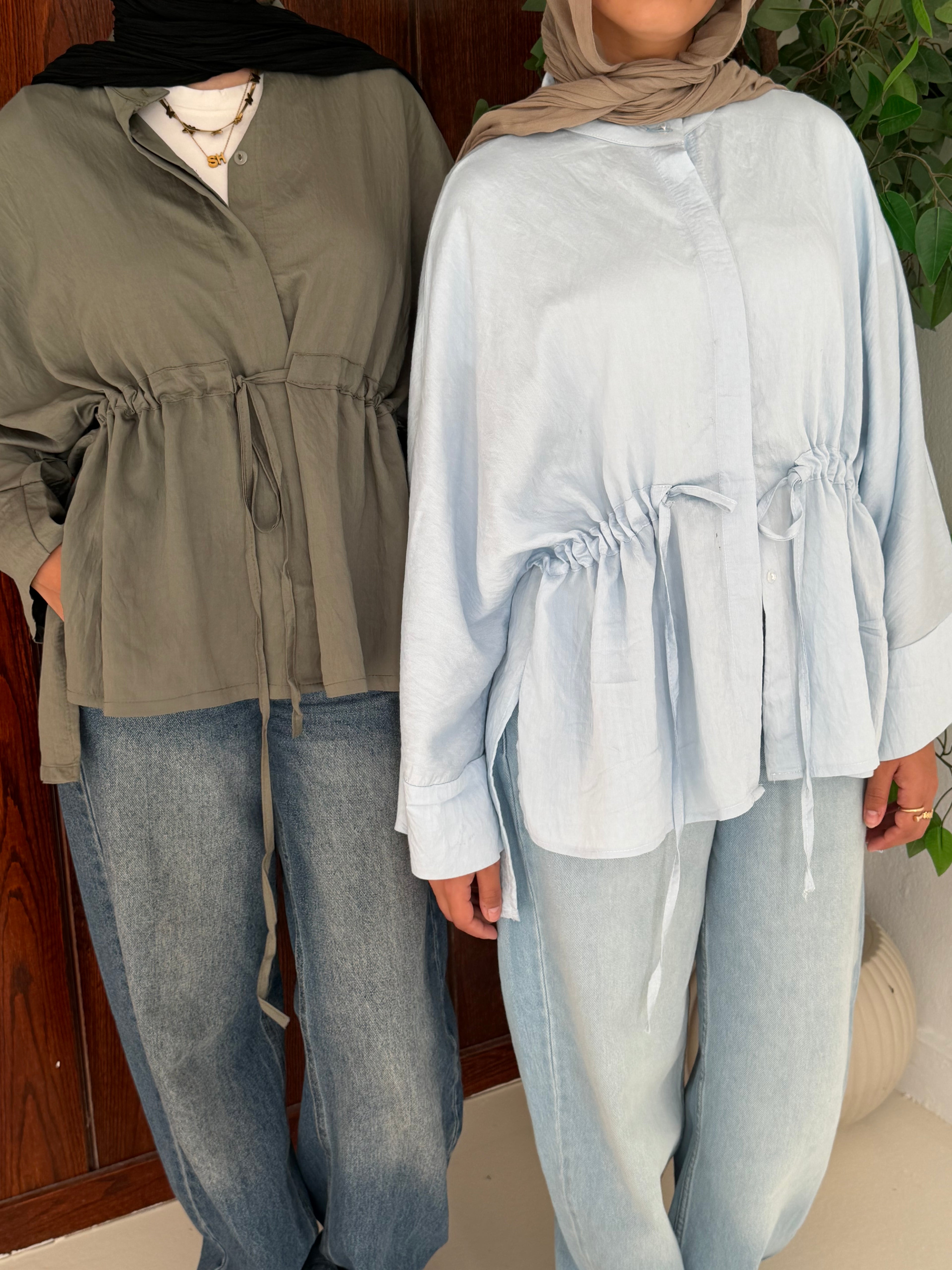 GATHERED WAIST BLOUSE