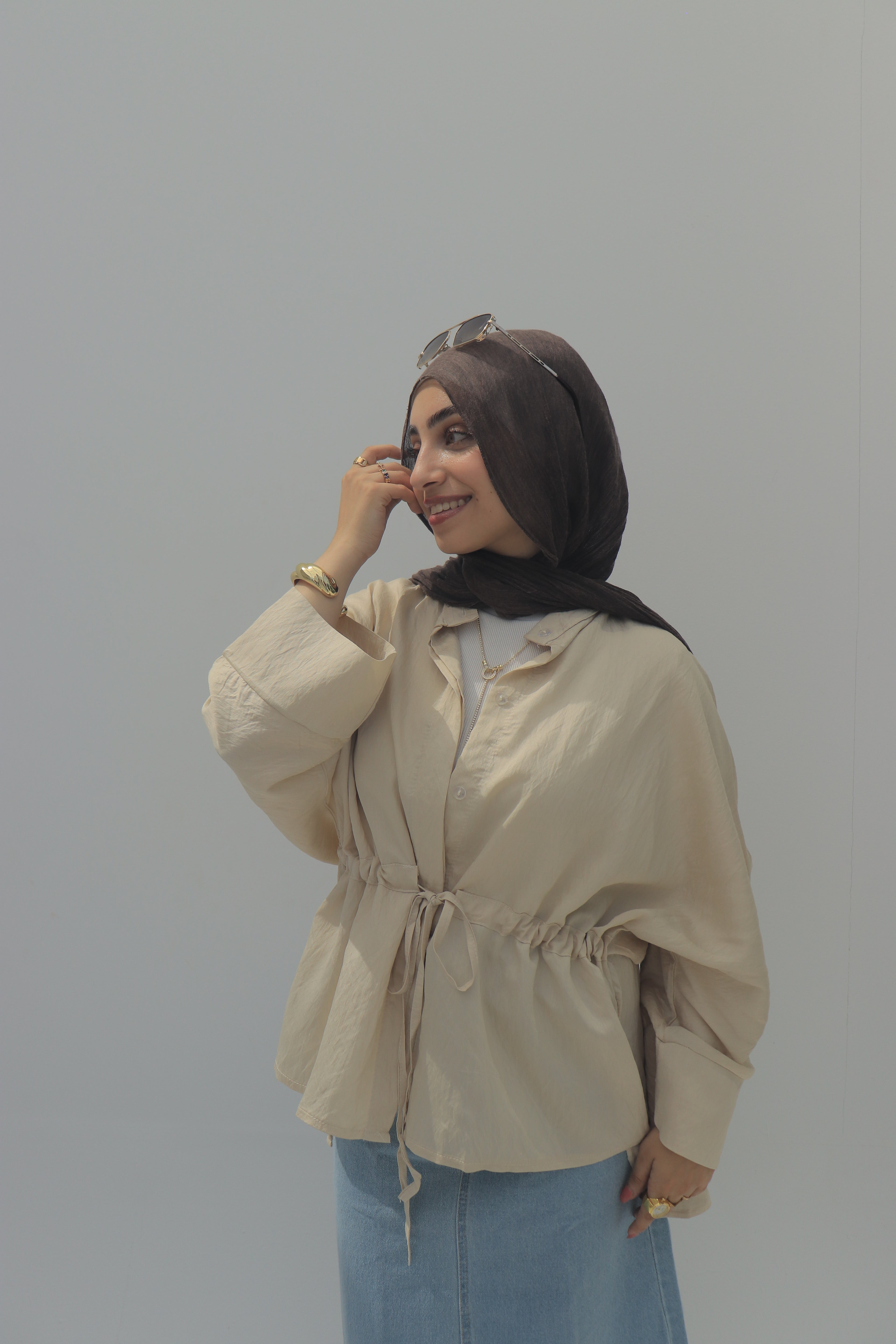 GATHERED WAIST BLOUSE