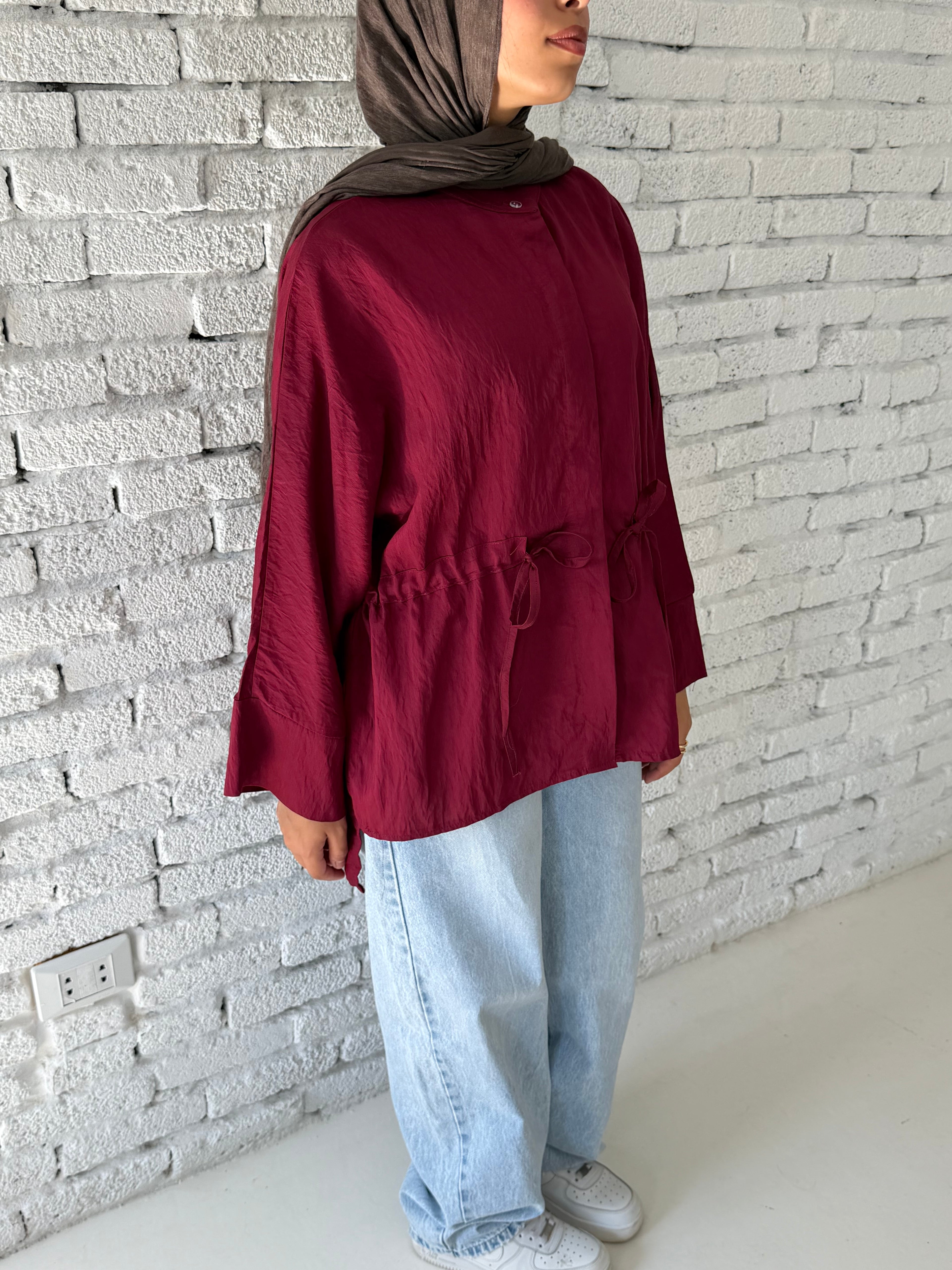 GATHERED WAIST BLOUSE