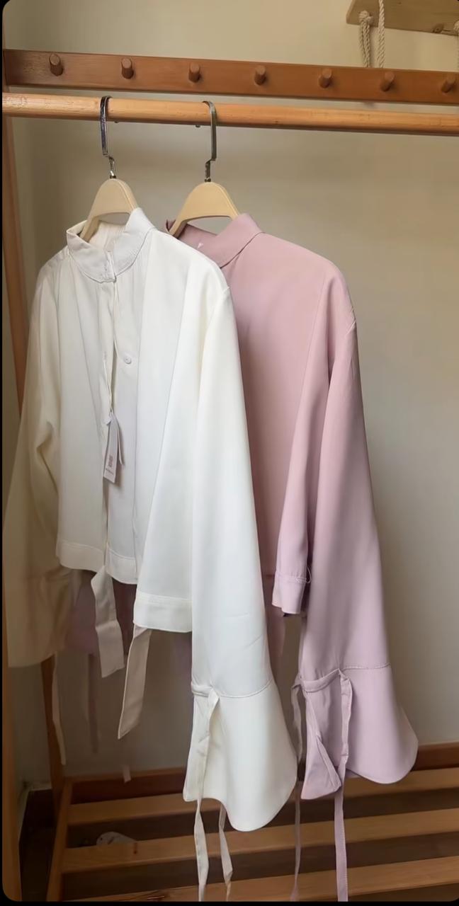 LUNA BLOUSE
