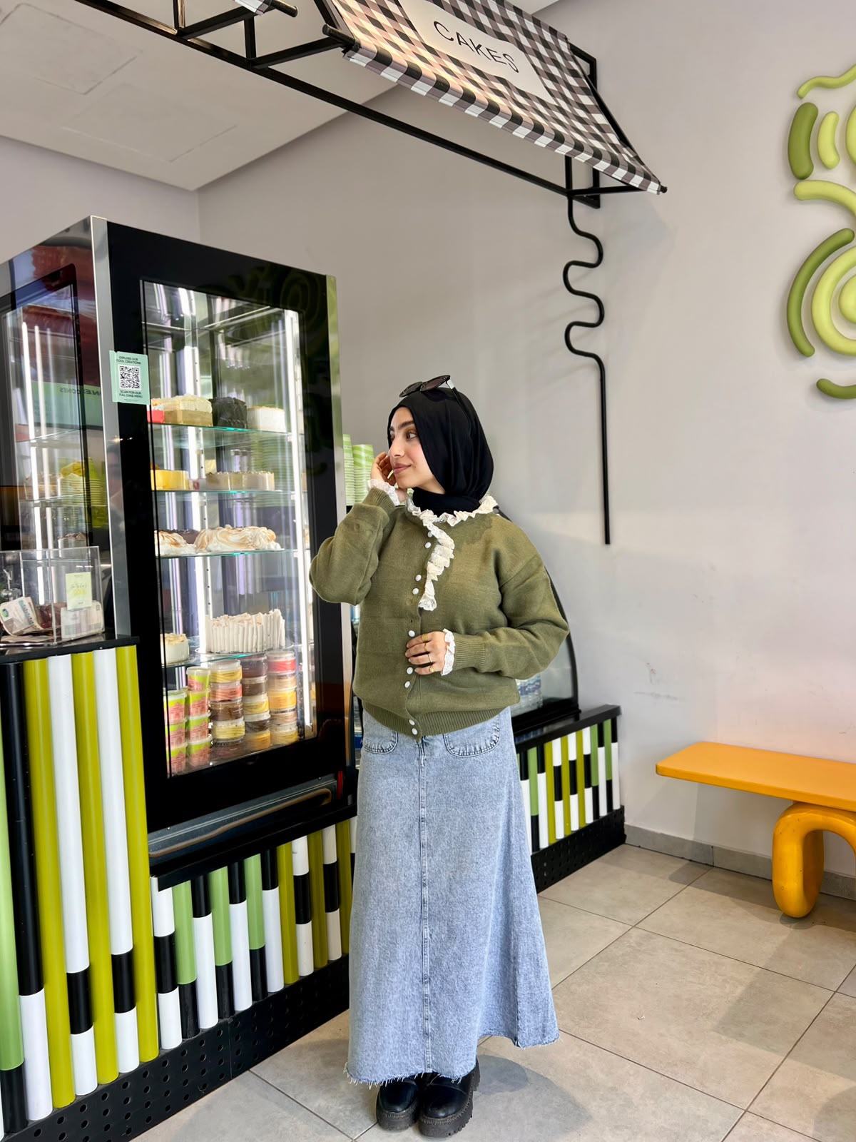 OLIVE COLETTE POLLOVER