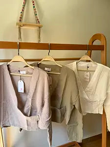 CROSSED BLOUSE